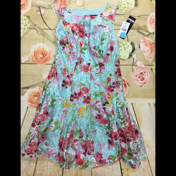 r&K women's petite Floral dress sz 2p RELISTED - Picture 2 of 6